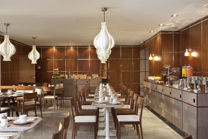 Imagen del bar/restaurante del Hotel Les Jardins d'Eiffel. Foto 5