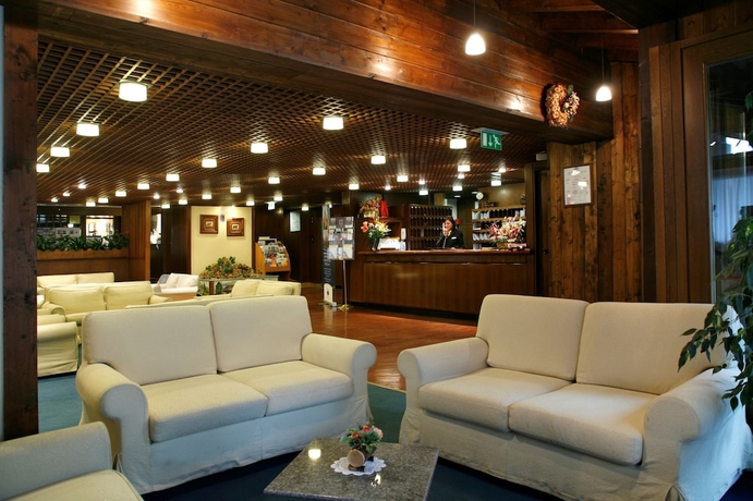 Imagen del bar/restaurante del Hotel Les Jumeaux Courmayeur. Foto 6