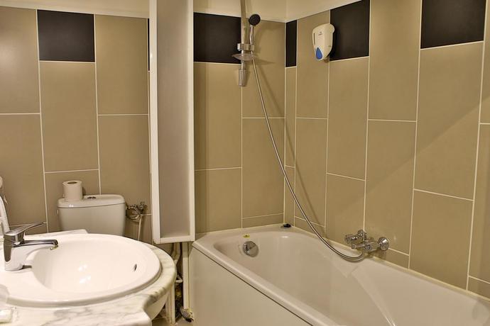Imagen general del Hotel Les Lavandes, La Ciotat. Foto 11