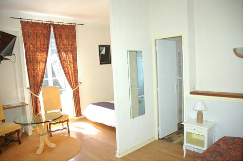 Imagen de la habitación del Hotel Les Liserons De Mougins. Foto 5