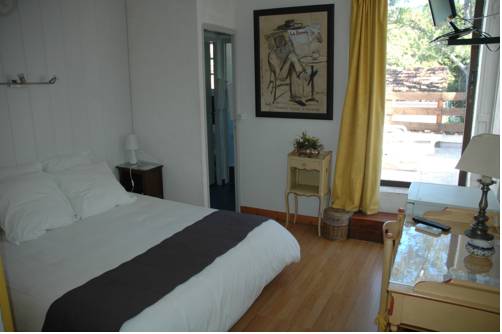 Imagen de la habitación del Hotel Les Liserons De Mougins. Foto 14