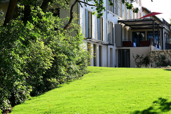 Imagen de los exteriores del Hotel Les Lodges Sainte-victoire and Spa. Foto 10