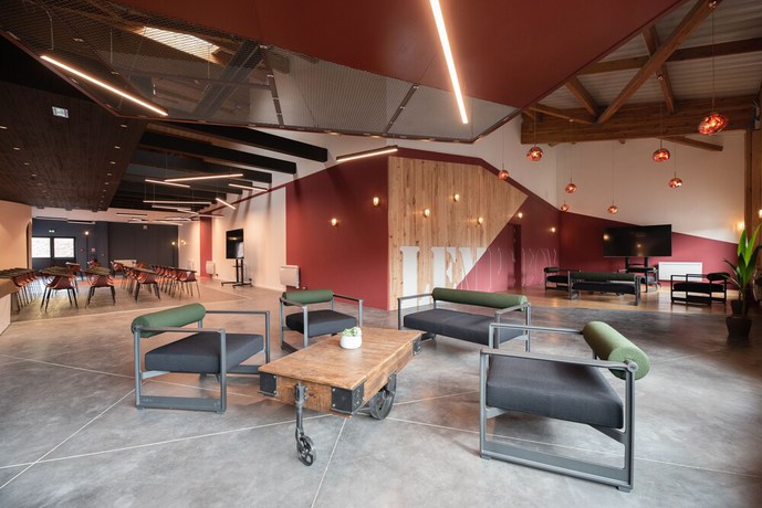 Imagen de los interiores del Hotel Les Lodges de Lemptegy. Foto 7