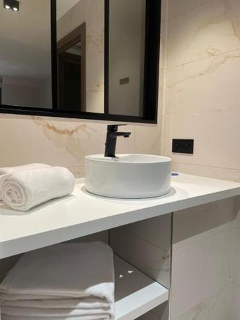 Imagen de la habitación del Hotel Les Lodges de Socrate. Foto 5