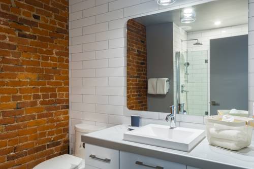 Imagen de la habitación del Hotel Les Lofts Du Tr&eacute;sor - By Les Lofts Vieux-quebec. Foto 16