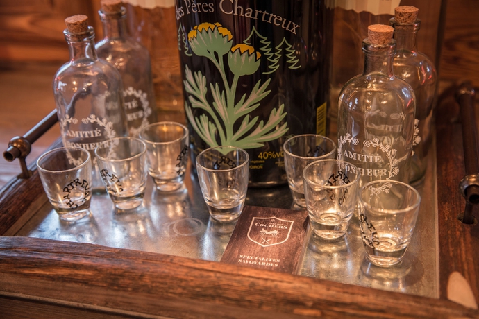 Imagen del bar/restaurante del Hotel Les Loges Blanches. Foto 2