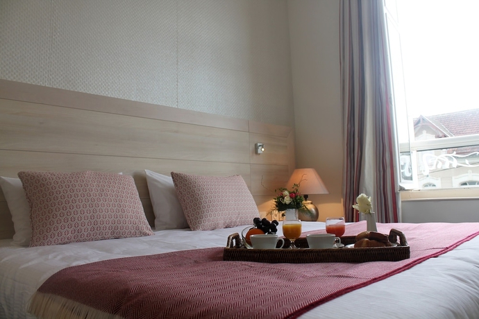 Imagen de la habitación del Hotel Les Loges du Parc, La Roche-Posay. Foto 8