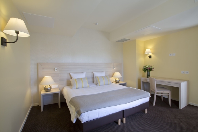 Imagen de la habitación del Hotel Les Loges du Parc, La Roche-Posay. Foto 12