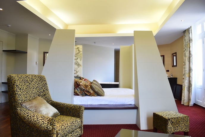 Imagen de la habitación del Hotel Les Loges du Parc, La Roche-Posay. Foto 15