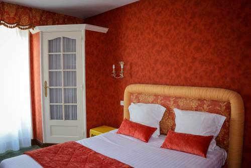 Imagen de la habitación del Hotel Les Lumi&egrave;res. Foto 6