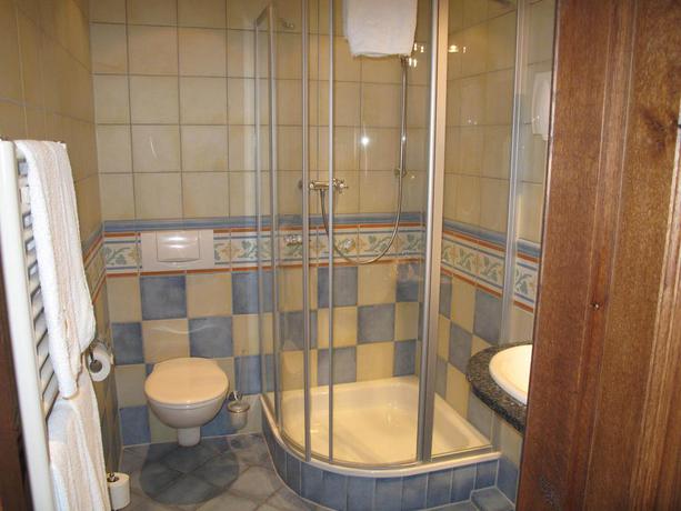 Imagen de la habitación del Hotel Les Magnolias. Foto 2