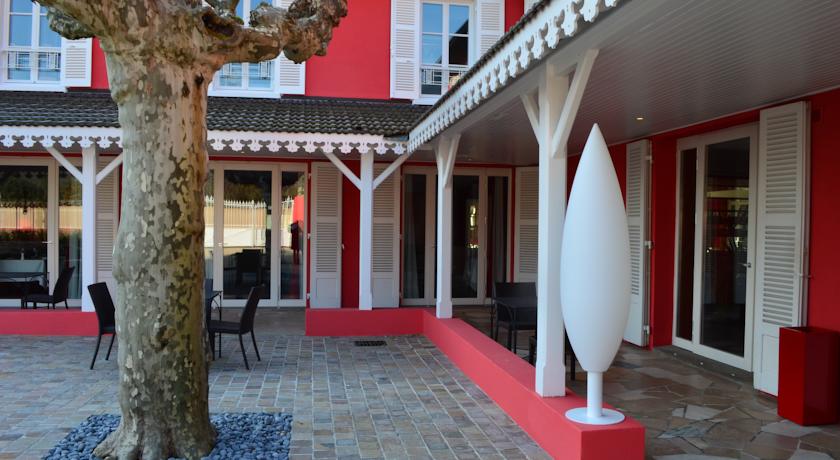 Imagen general del Hotel Les Maritonnes Park and Vineyard. Foto 5