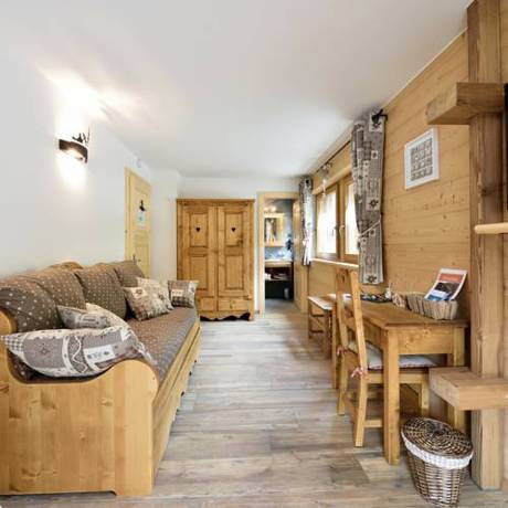 Imagen de la habitación del Hotel Les M&eacute;l&egrave;zes, Evol&egrave;ne. Foto 3