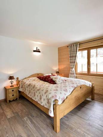 Imagen de la habitación del Hotel Les M&eacute;l&egrave;zes, Evol&egrave;ne. Foto 7