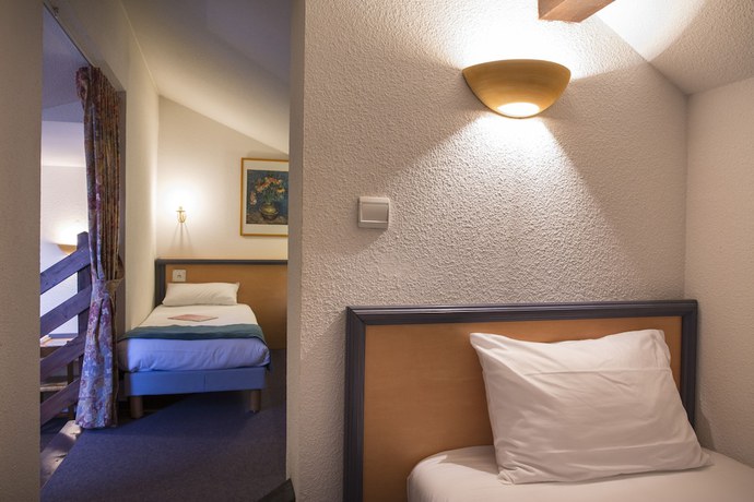 Imagen de la habitación del Hotel Les M&eacute;sanges. Foto 10