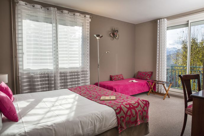 Imagen de la habitación del Hotel Les M&eacute;sanges. Foto 13