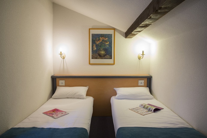 Imagen de la habitación del Hotel Les M&eacute;sanges. Foto 17