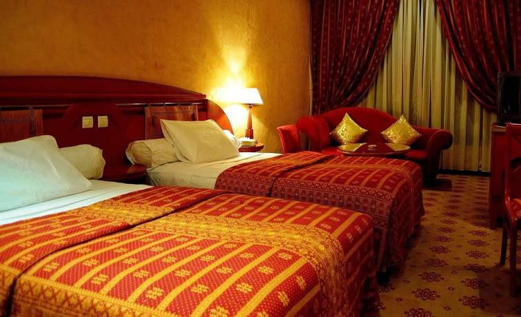 Imagen de la habitación del Hotel Les Merinides. Foto 7