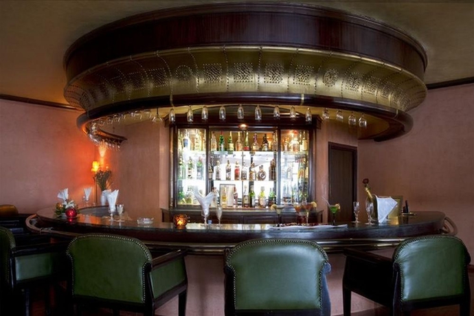 Imagen del bar/restaurante del Hotel Les Merinides. Foto 5