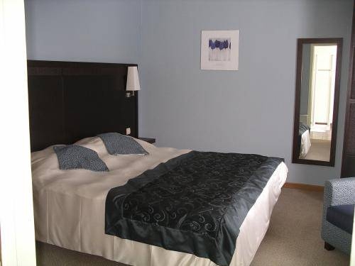 Imagen de los exteriores del Hotel Les Mignees. Foto 9