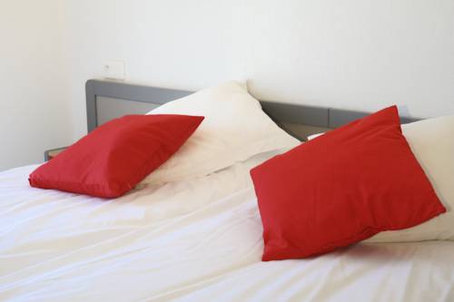 Imagen de la habitación del Hotel Les Mimosas, Argeles Sur Mer. Foto 3