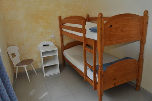 Imagen de la habitación del Hotel Les Mimosas, LUNEL. Foto 6