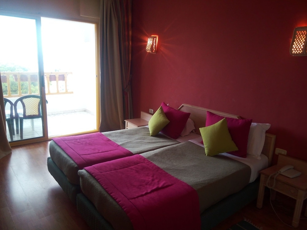 Imagen de la habitación del Hotel Les Mimosas Tabarka. Foto 7