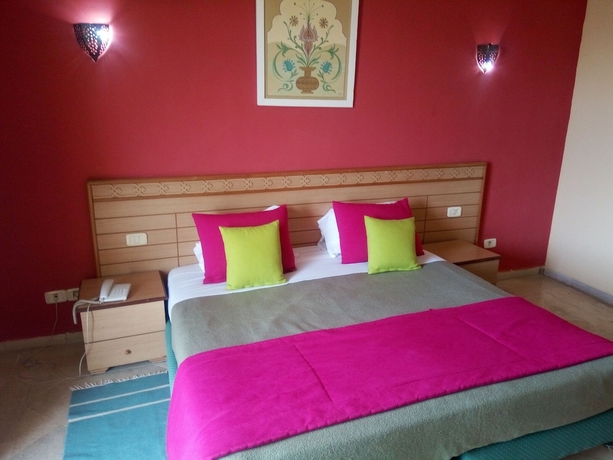 Imagen de la habitación del Hotel Les Mimosas Tabarka. Foto 9