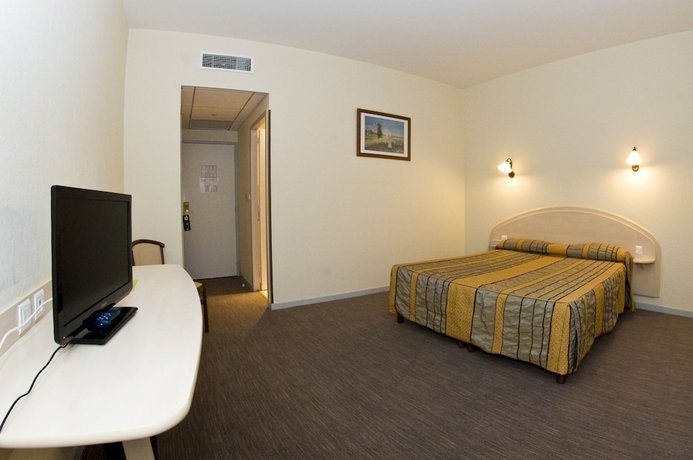 Imagen de la habitación del Hotel Les Minotiers. Foto 14