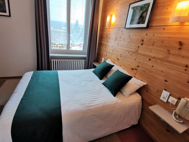 Imagen de la habitación del Hotel Les Montagnards. Foto 12