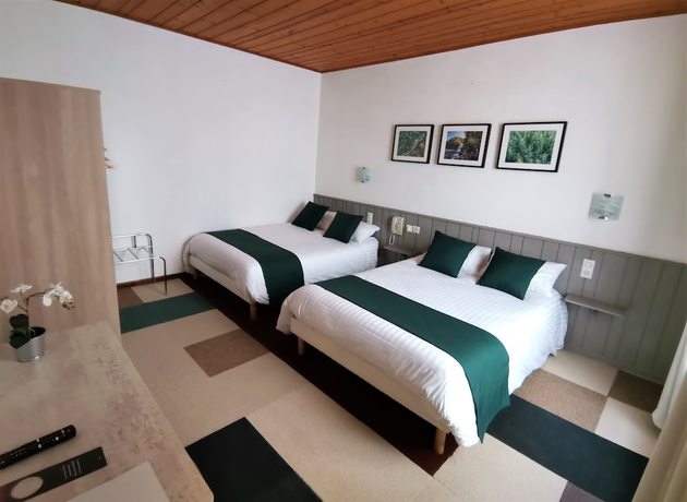 Imagen de la habitación del Hotel Les Montagnards, Les Paquiers. Foto 8