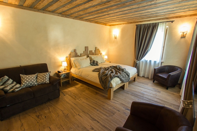 Imagen de la habitación del Hotel Les Montagnards, Morgex. Foto 8