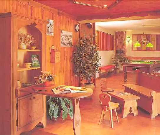 Imagen de los interiores del Hotel Les Mottets. Foto 8