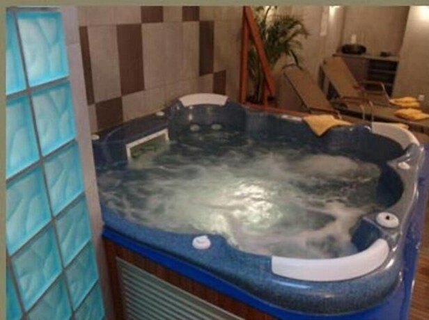 Imagen de la piscina del Hotel Les Mouettes, Wenduine. Foto 39