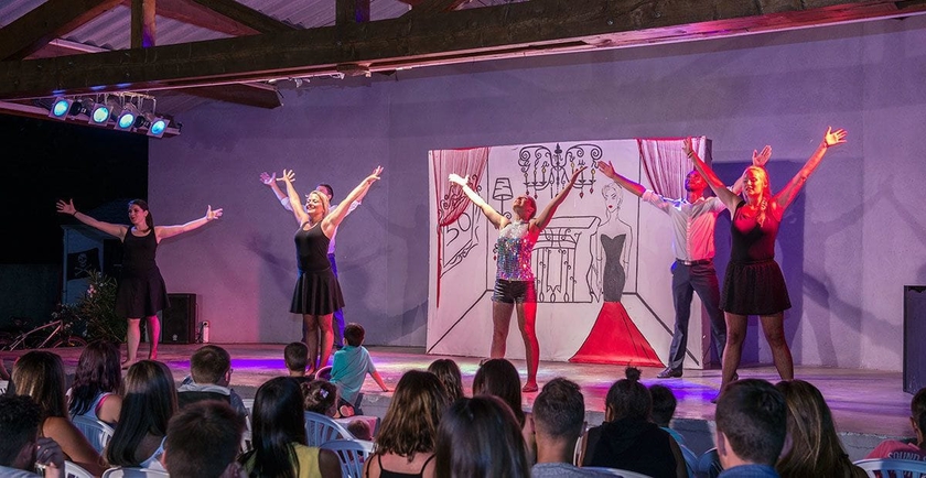 Imagen general del Hotel Les M&ucirc;riers. Foto 2