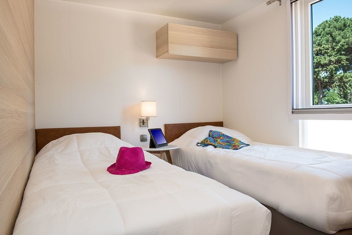 Imagen de la habitación del Hotel Les M&ucirc;riers. Foto 11