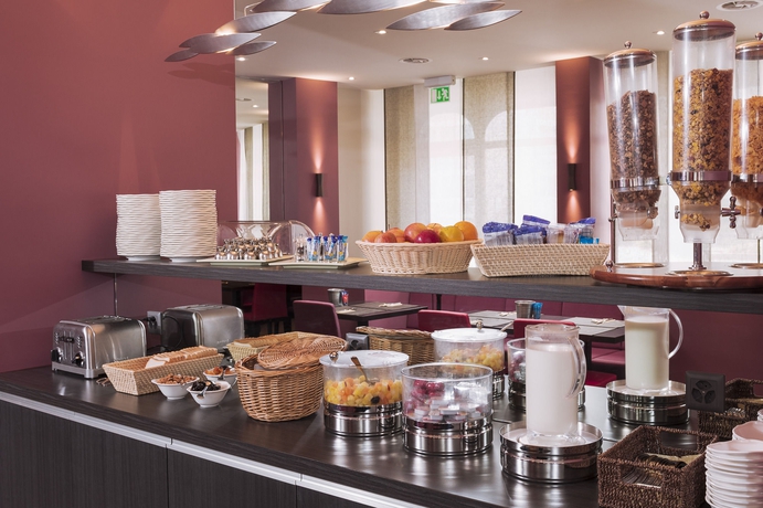 Imagen del bar/restaurante del Hotel Les Nations, Ginebra. Foto 2