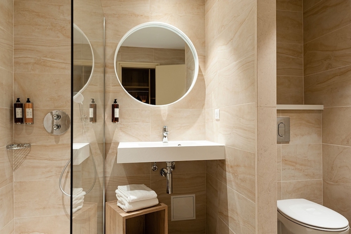 Imagen de la habitación del Hotel Les Nomades. Foto 11