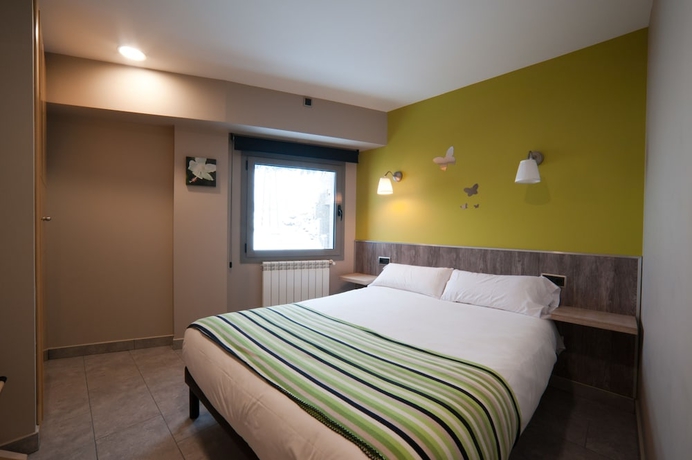 Imagen de la habitación del Hotel Les Olimpiades. Foto 6