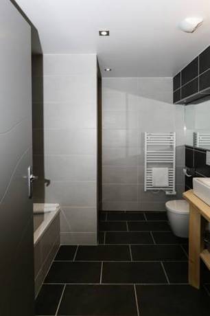 Imagen de la habitación del Hotel Les Olivades. Foto 15