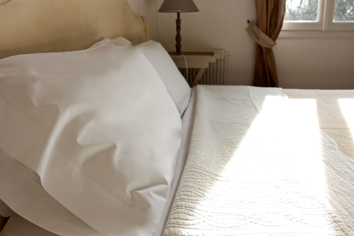 Imagen de la habitación del Hotel Les Oliviers. Foto 8