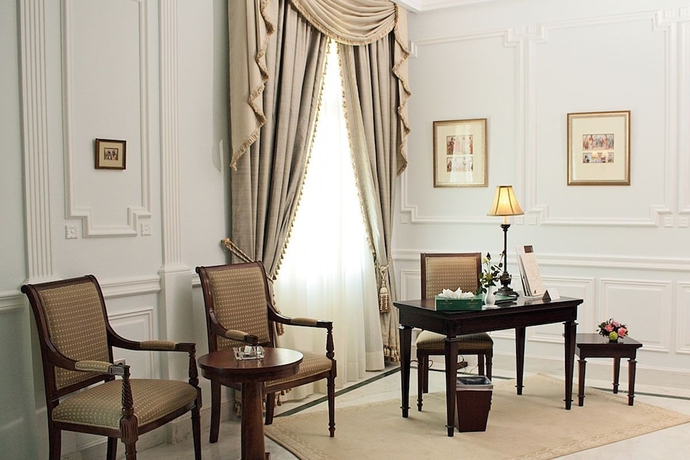 Imagen de la habitación del Hotel Les Oliviers Palace. Foto 16