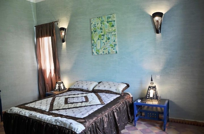 Imagen de la habitación del Hotel Les Oliviers de L Atlas. Foto 9