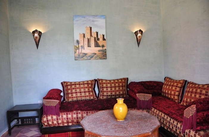 Imagen de la habitación del Hotel Les Oliviers de L Atlas. Foto 14