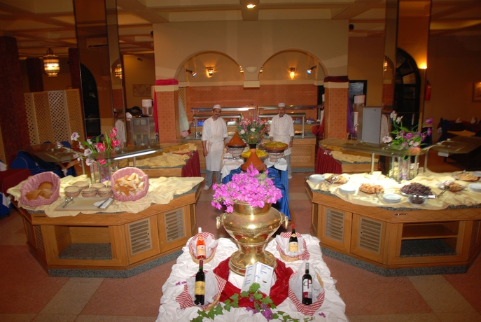 Imagen del bar/restaurante del Hotel Les Omayades. Foto 3