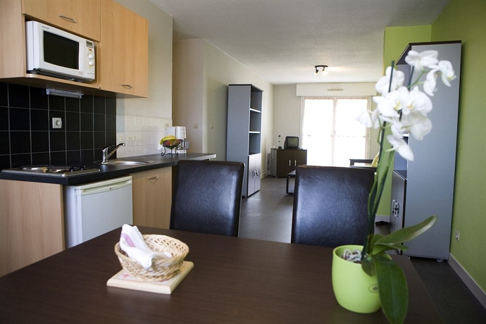 Imagen de la habitación del Hotel Les Palatines - Residence. Foto 6