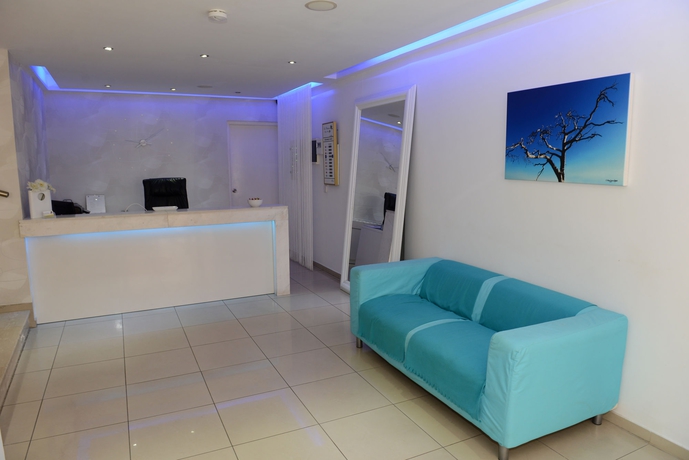 Imagen de los interiores del Hotel Les Palmiers Beach Boutique & Luxury Apartments. Foto 12