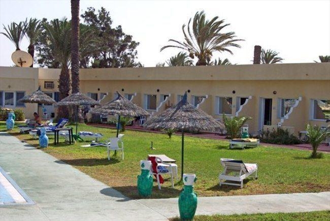 Imagen general del Hotel Les Palmiers Beach Holiday Village. Foto 4
