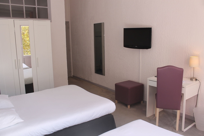 Imagen de la habitación del Hotel Les Palmiers, Sainte-Maxime. Foto 8