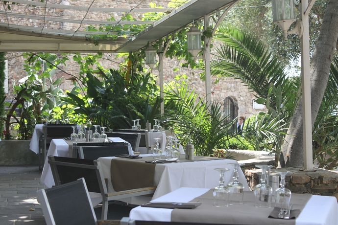 Imagen del bar/restaurante del Hotel Les Palmiers, Sainte-Maxime. Foto 5